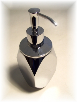 Soap dispenser (Cube)